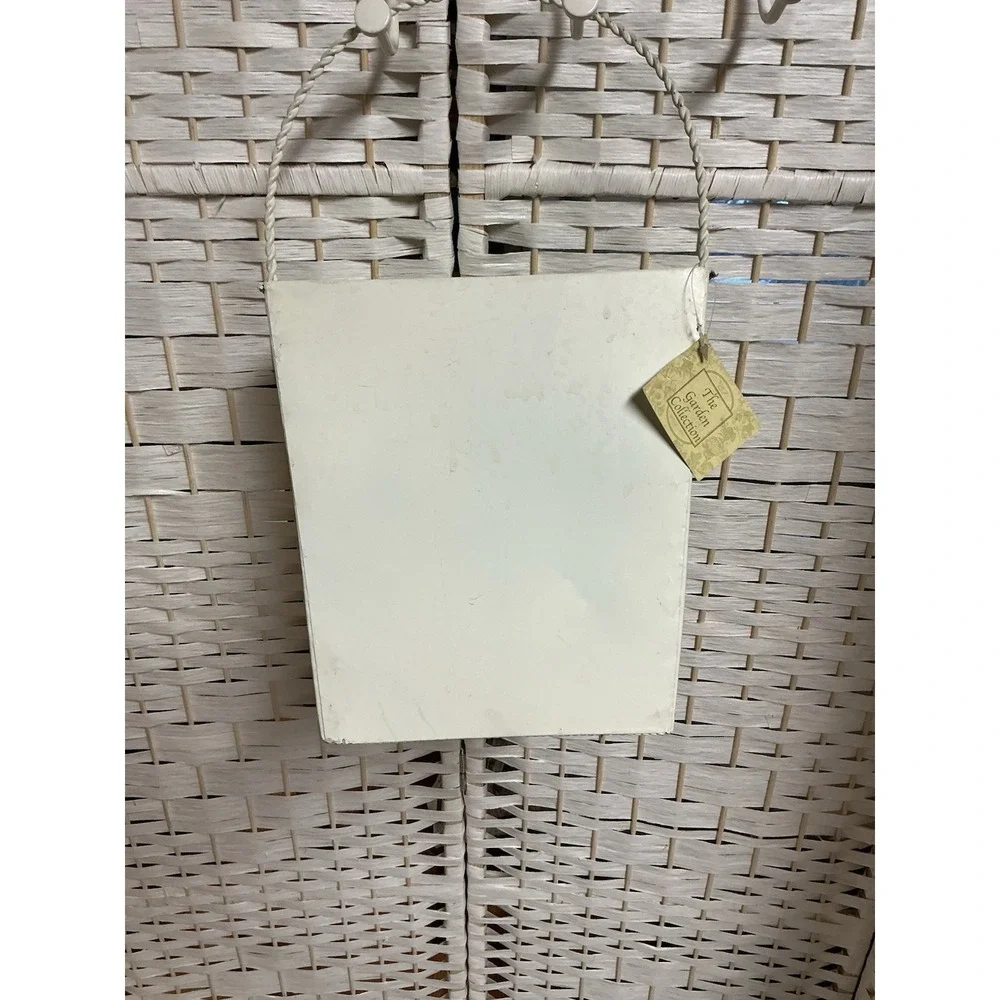 Antique White Farmhouse Shabby Chic‎ Embossed Metal Wall Bucket